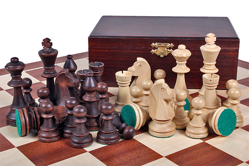Staunton No.6 Chess Pieces 96mm – Carved Wooden Set in Storage Case
