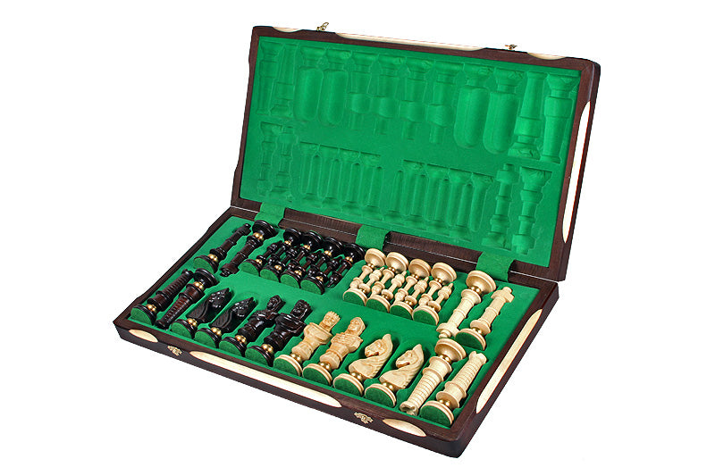 ROYAL LUX Chess Set 65x65cm – Hand-Carved Linden Wood with Brass Inlay – image 5