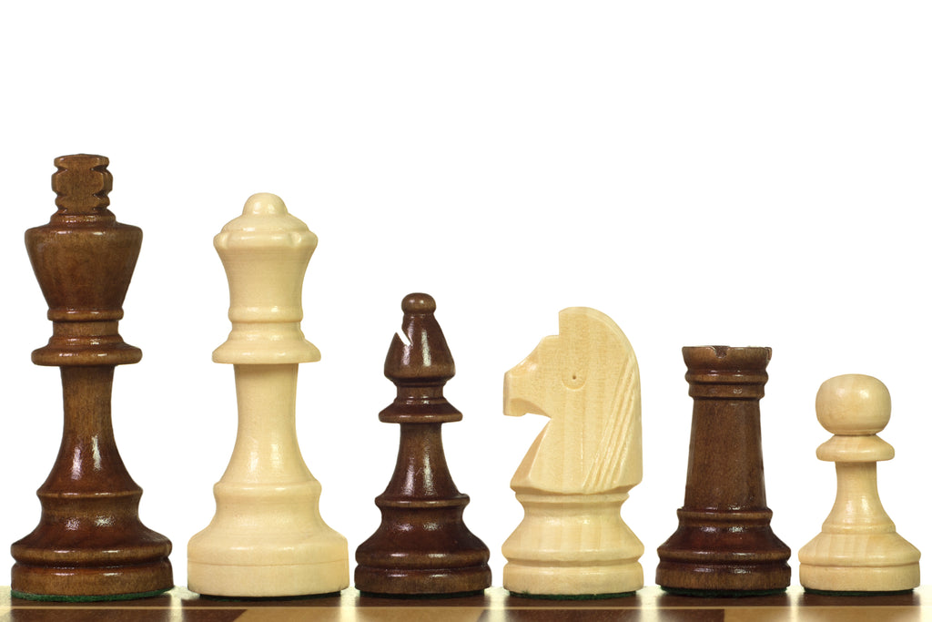 Staunton No.4 Chess Pieces – Hand-Carved Wooden Art Set in Bag