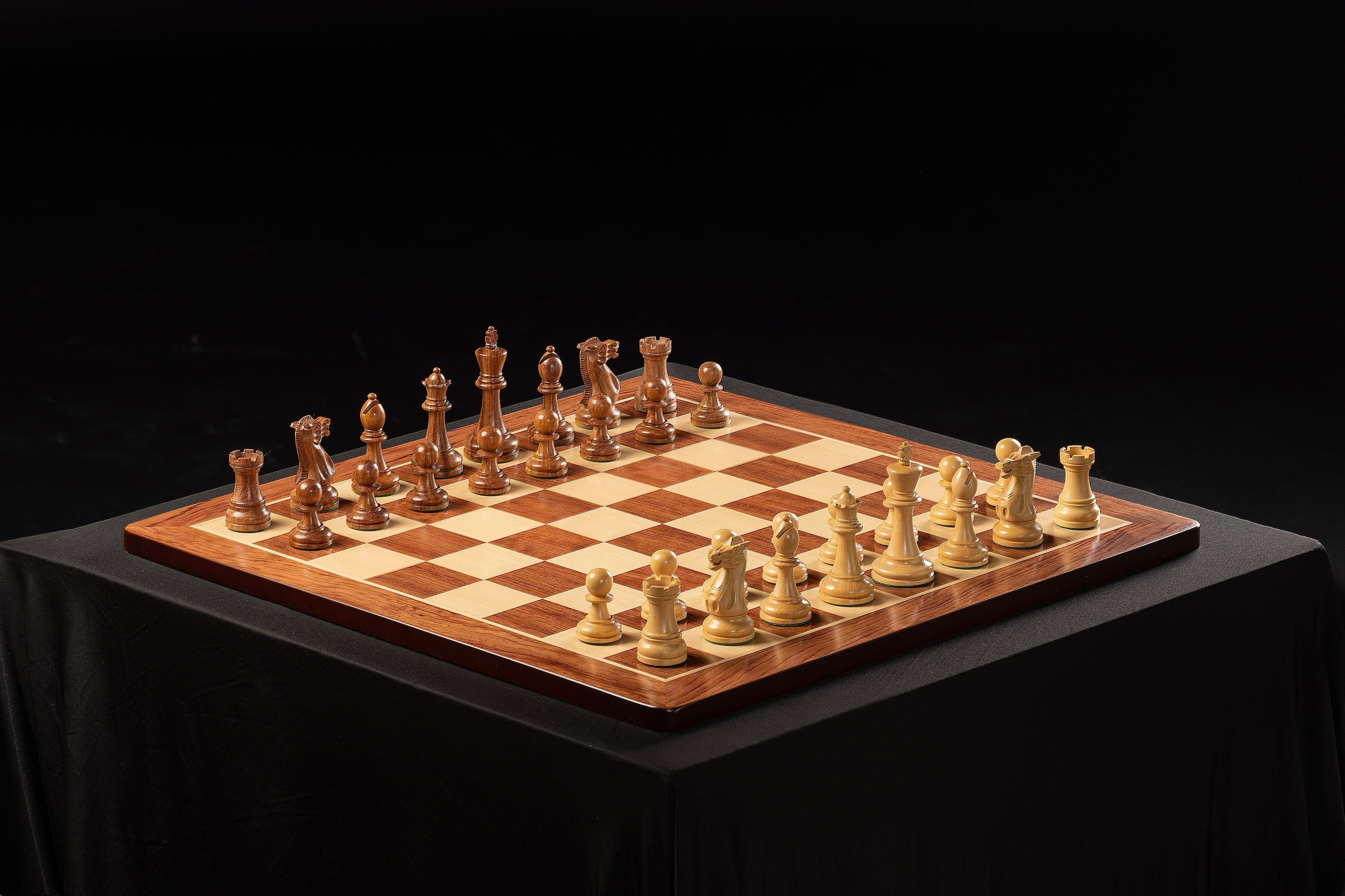 Chess Board 52×52 cm (58 mm squares) – Padauk & Maple (Round Corners), without Notation – image 6