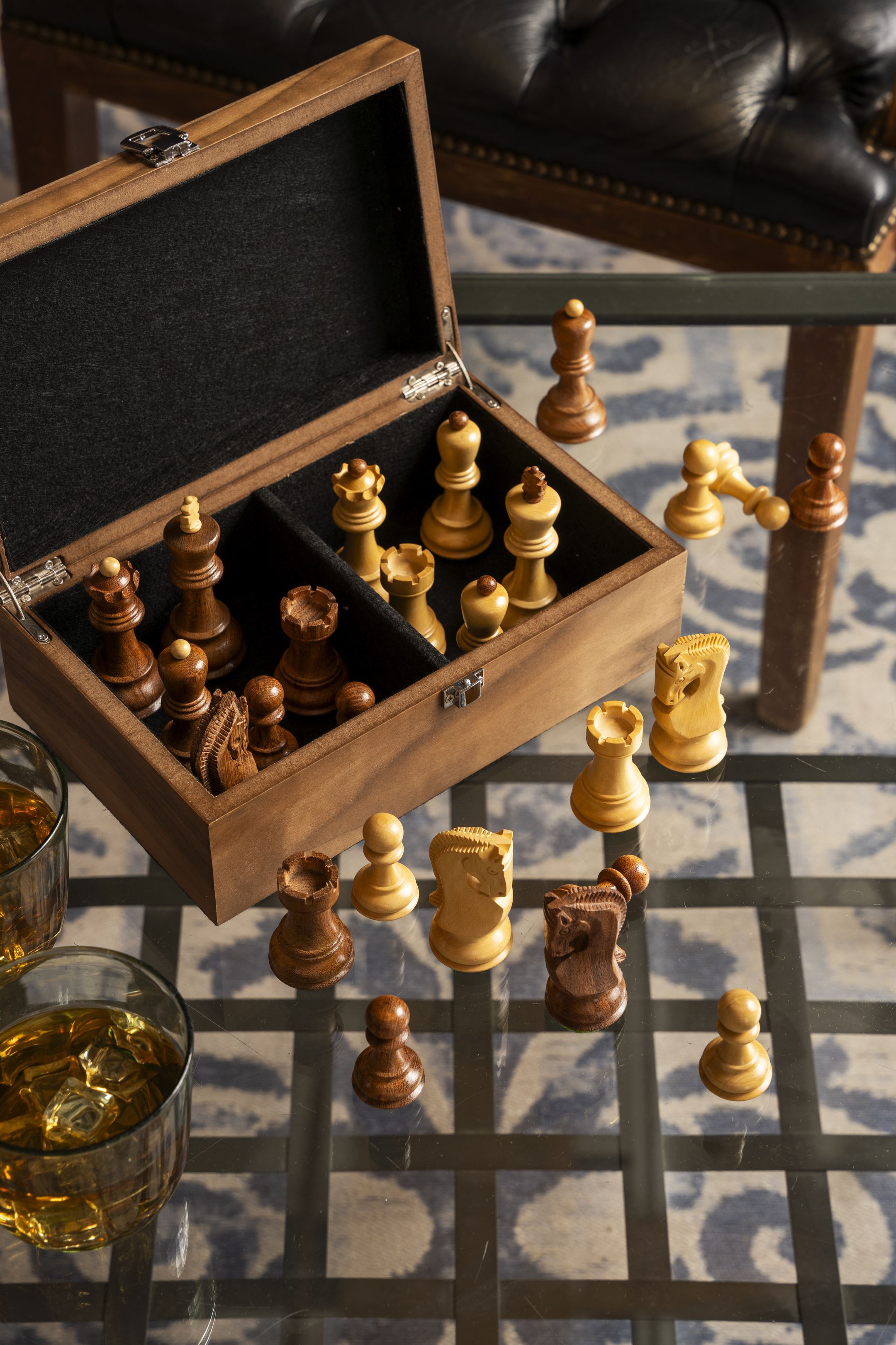 Chess Piece Chest Walnut 24×15×8.5cm – Compact Storage Box – image 6