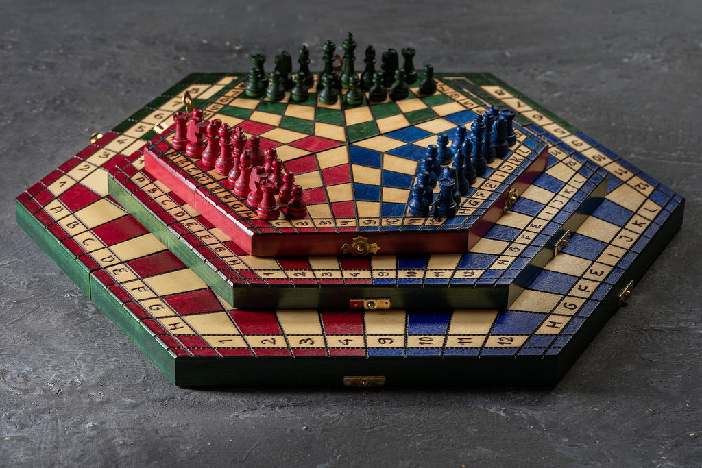 Three Player Chess Set Medium Tricolour 40x35cm – Hexagonal Board with Coloured Pieces – image 2