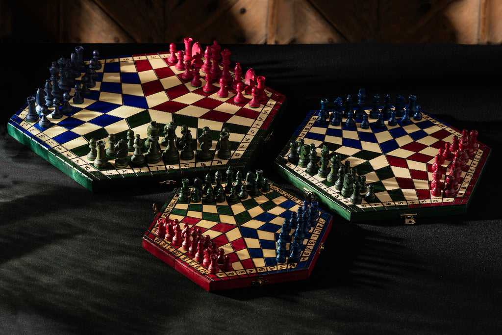 Three Player Chess Set Medium Tricolour 40x35cm – Hexagonal Board with Coloured Pieces – image 5