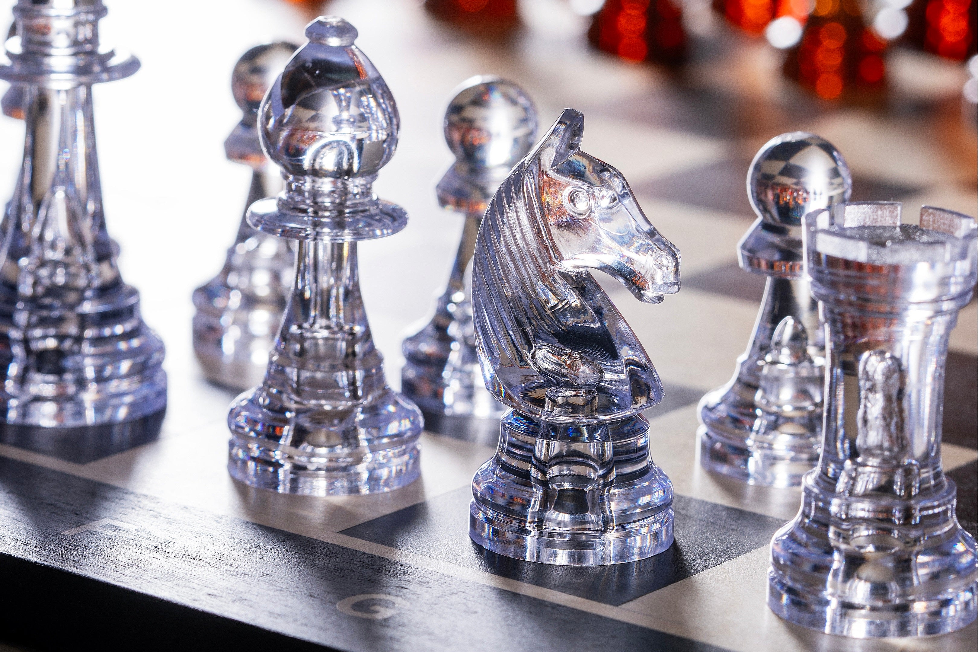 Plastic Staunton No.6 Chess Pieces 96mm – Transparent Amber Tournament Set – image 5