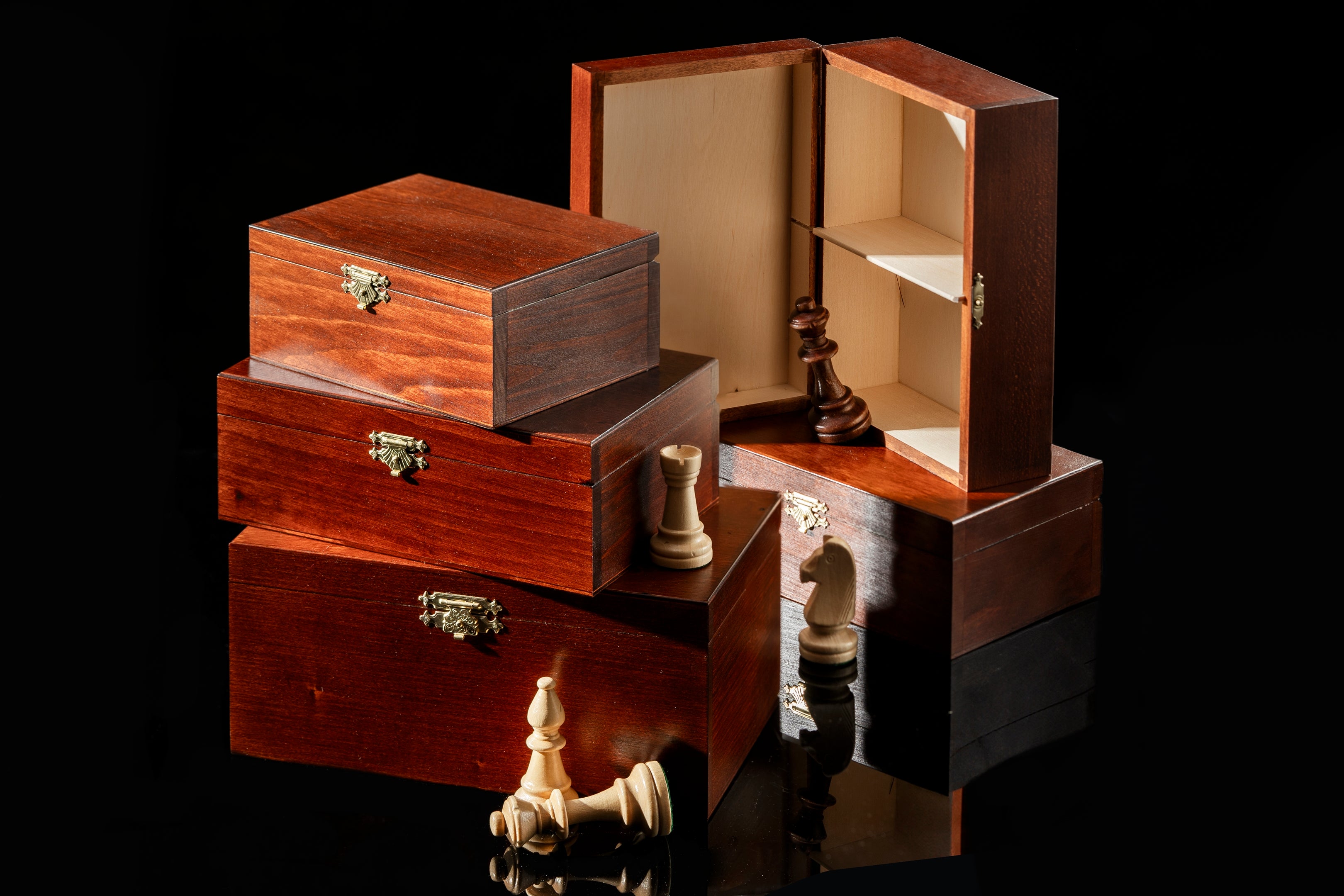 Chess Pieces Storage Box – Dark Wood Case for Staunton No.7