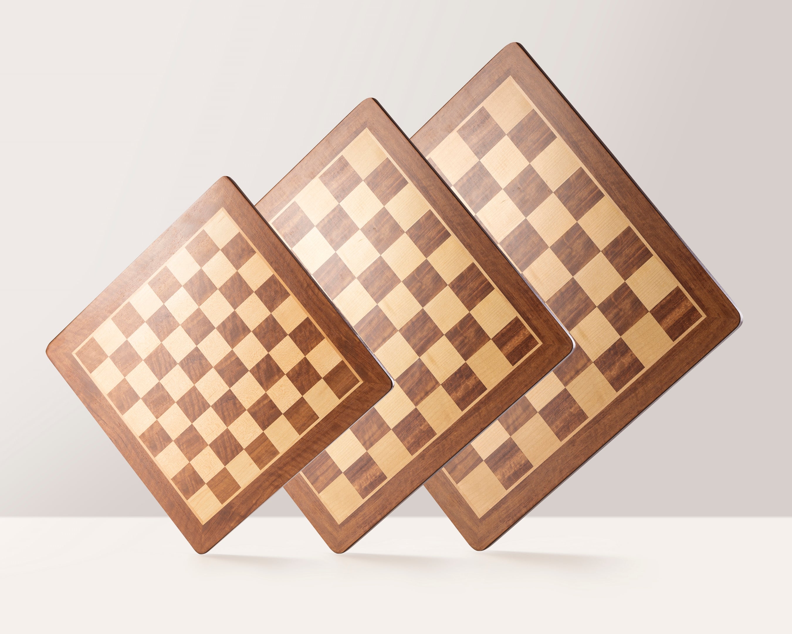 Chess Board 52×52 cm (58 mm squares) – Padauk & Maple (Round Corners), without Notation – image 5