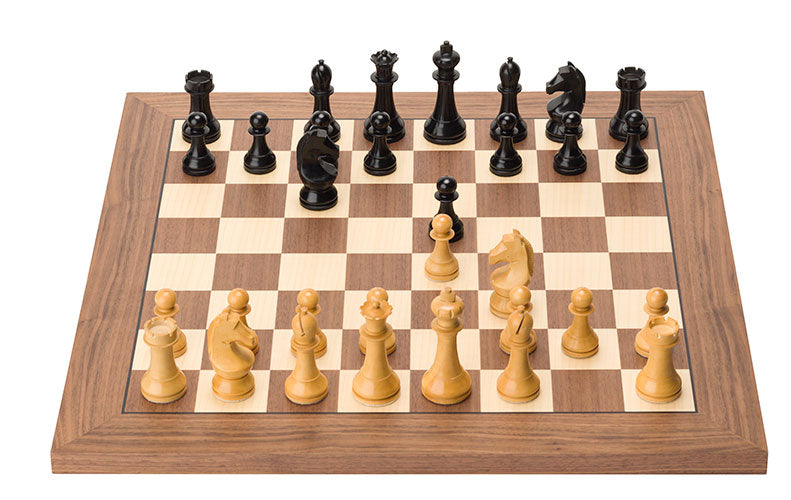 DGT USB E-Board Walnut Complete Set – With Official FIDE Tournament Pieces